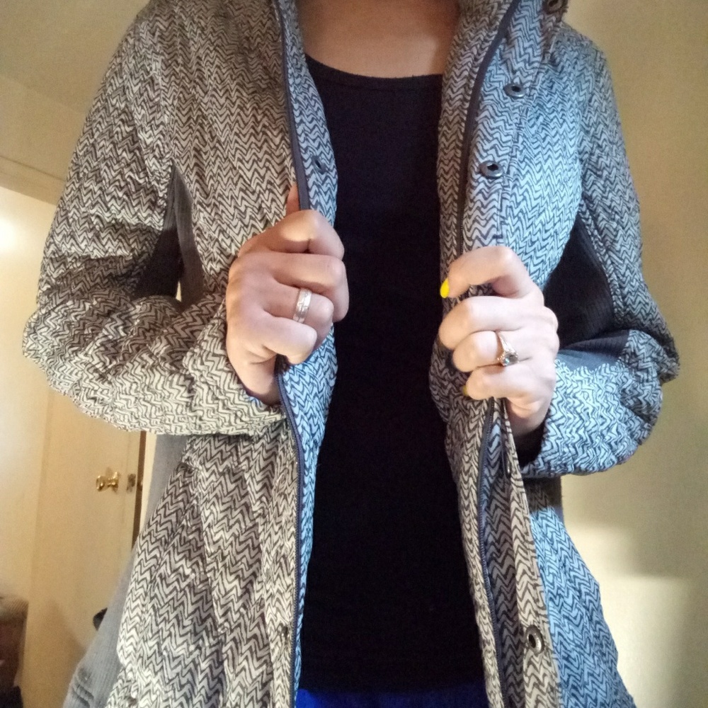 Jacket - Picture 2 of 3